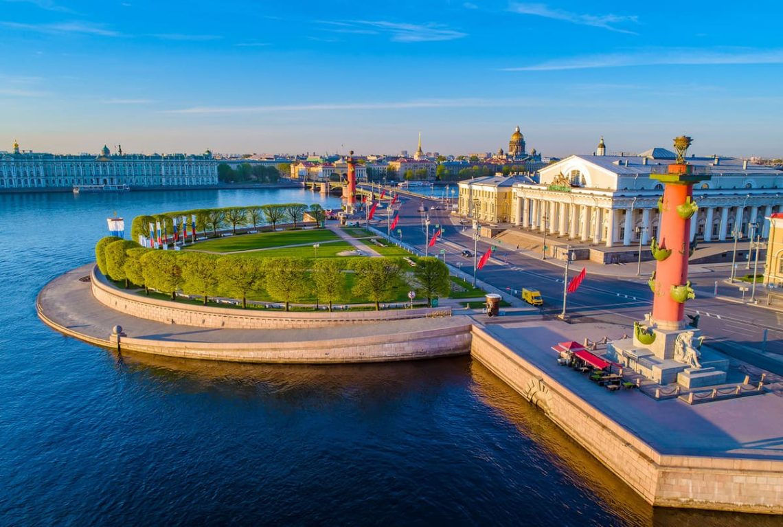 Туры по достопримечательностям Санкт-Петербурга